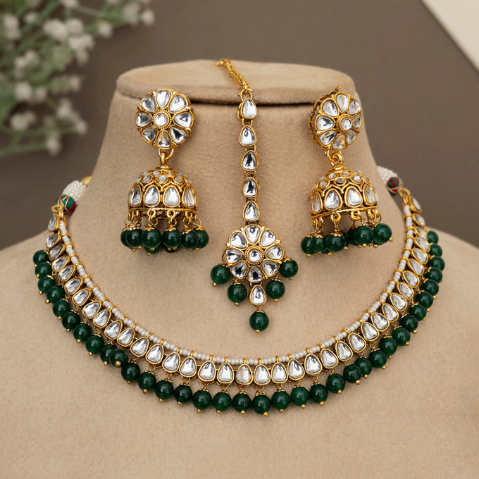 Samiksha Necklace