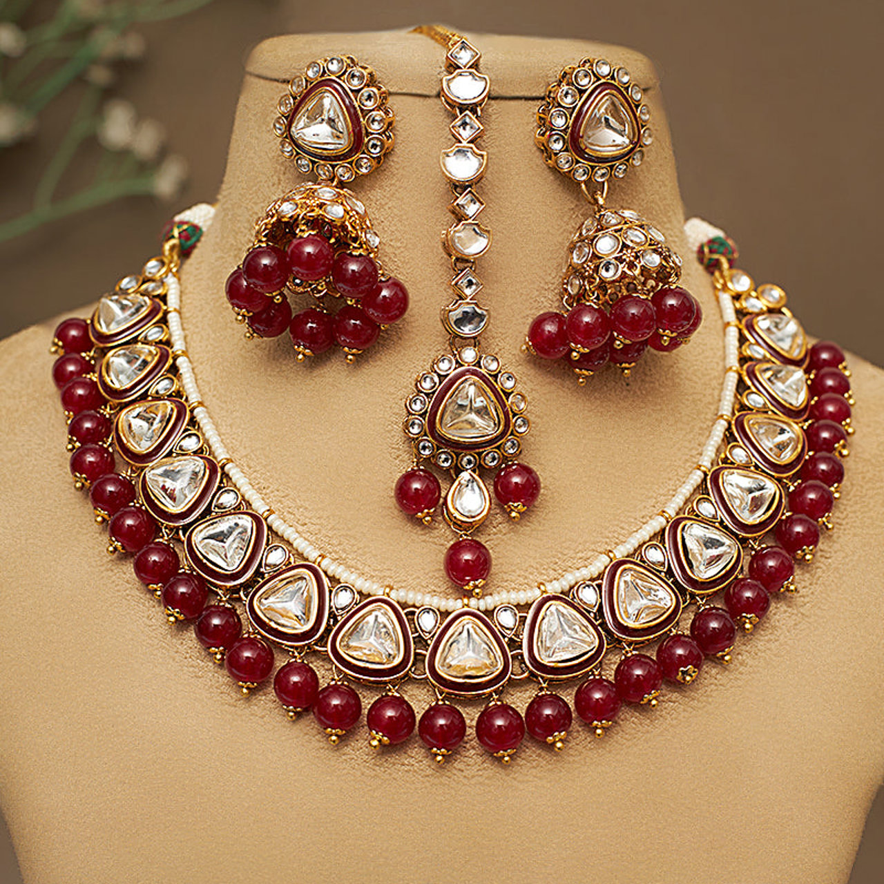 Tejshri Necklace Set