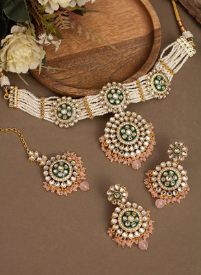 Aesha Necklace Set
