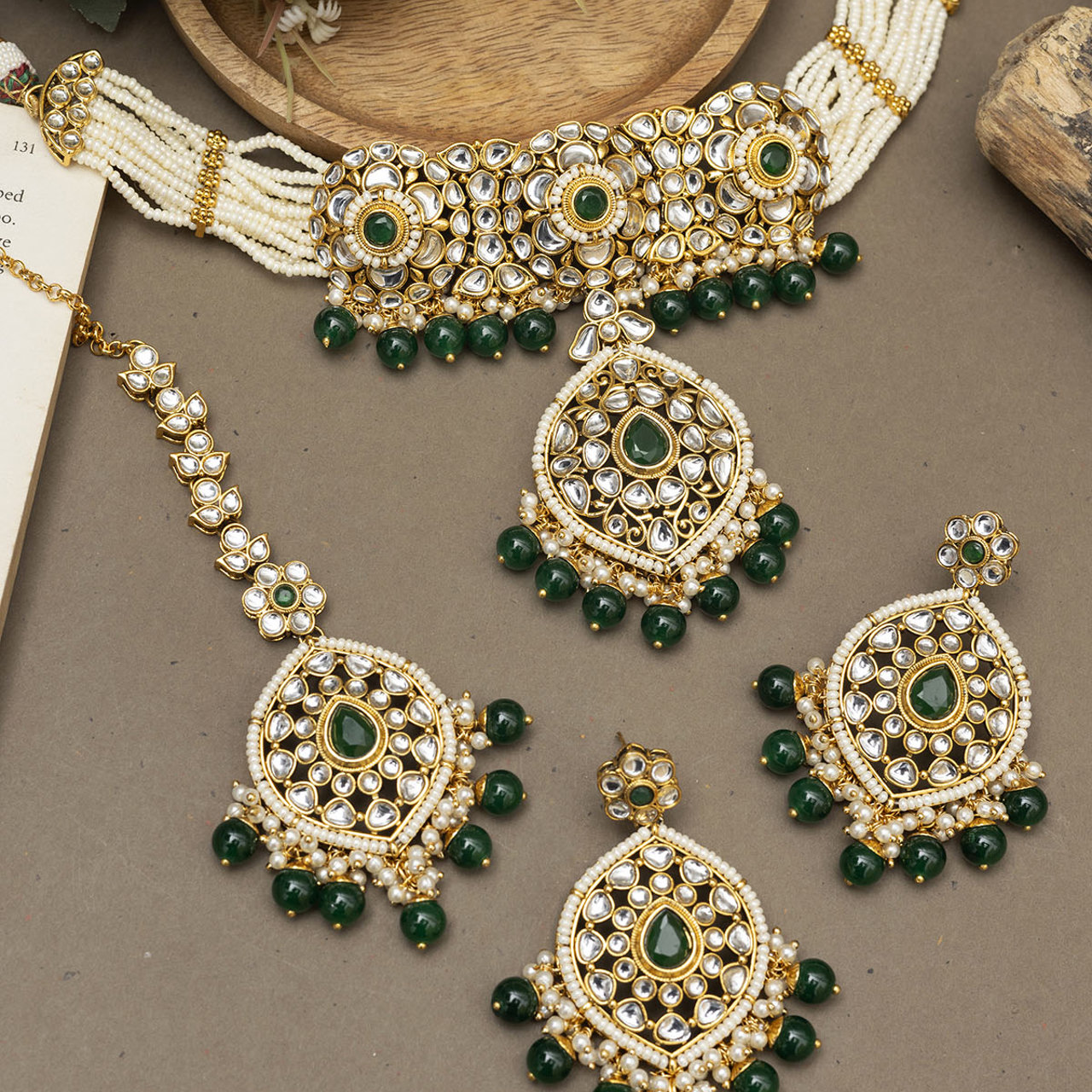 Ekkam Necklace Set