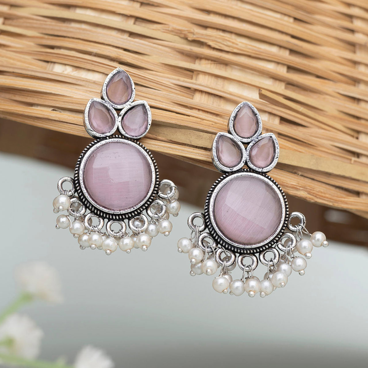 Lara Earring