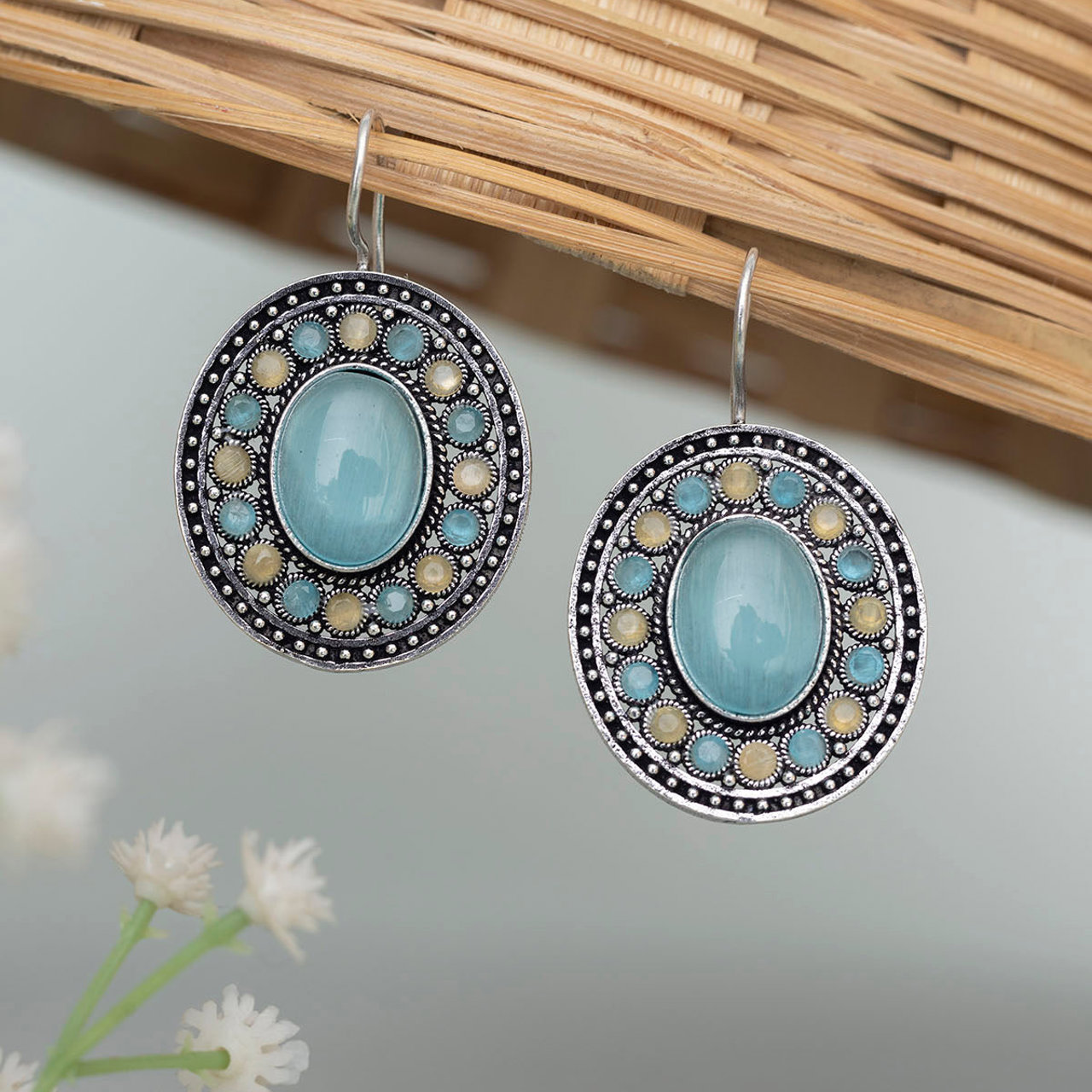 Nitu Earring