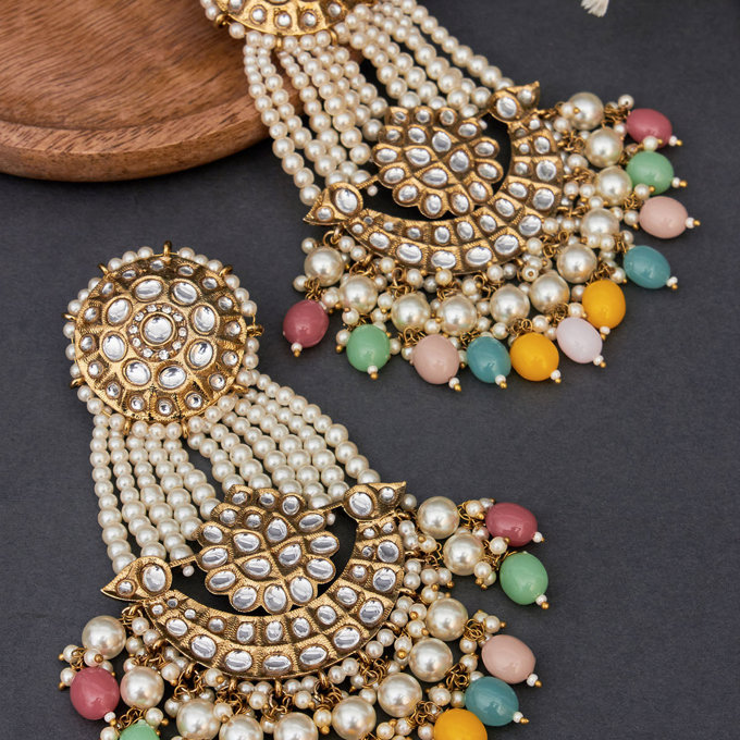 Akriti Chandelier Earring