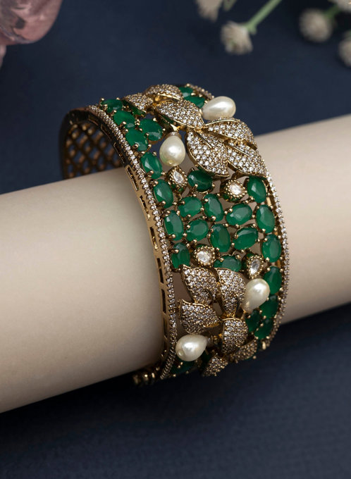 Tulsi Bangle Set