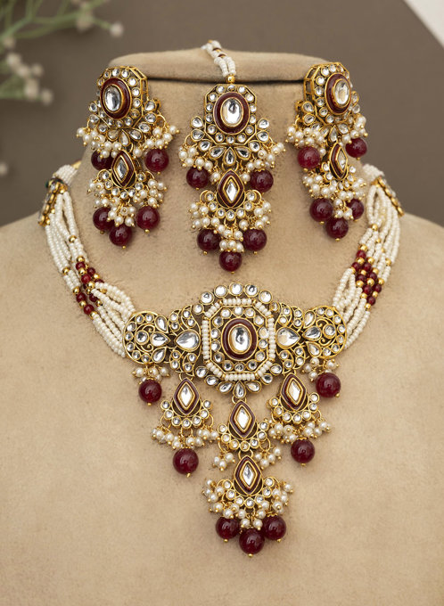 Dhairya Necklace Set